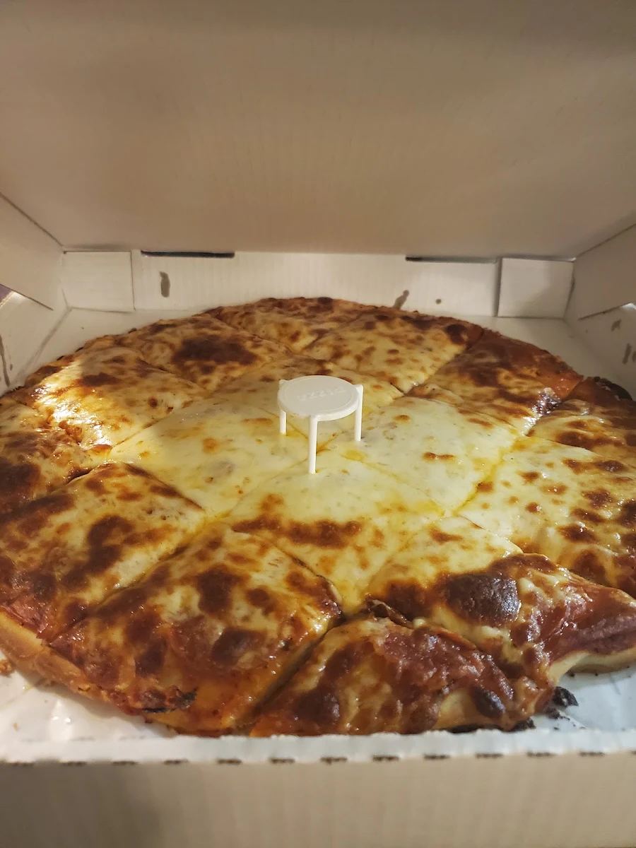Thin Pepperoni Pizza