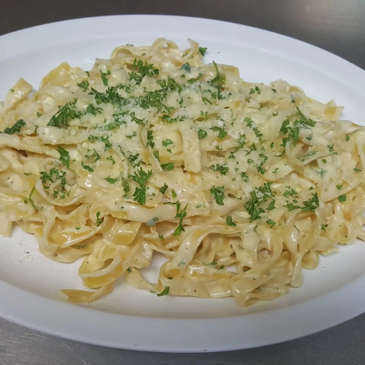 Fettuccine Alfredo
