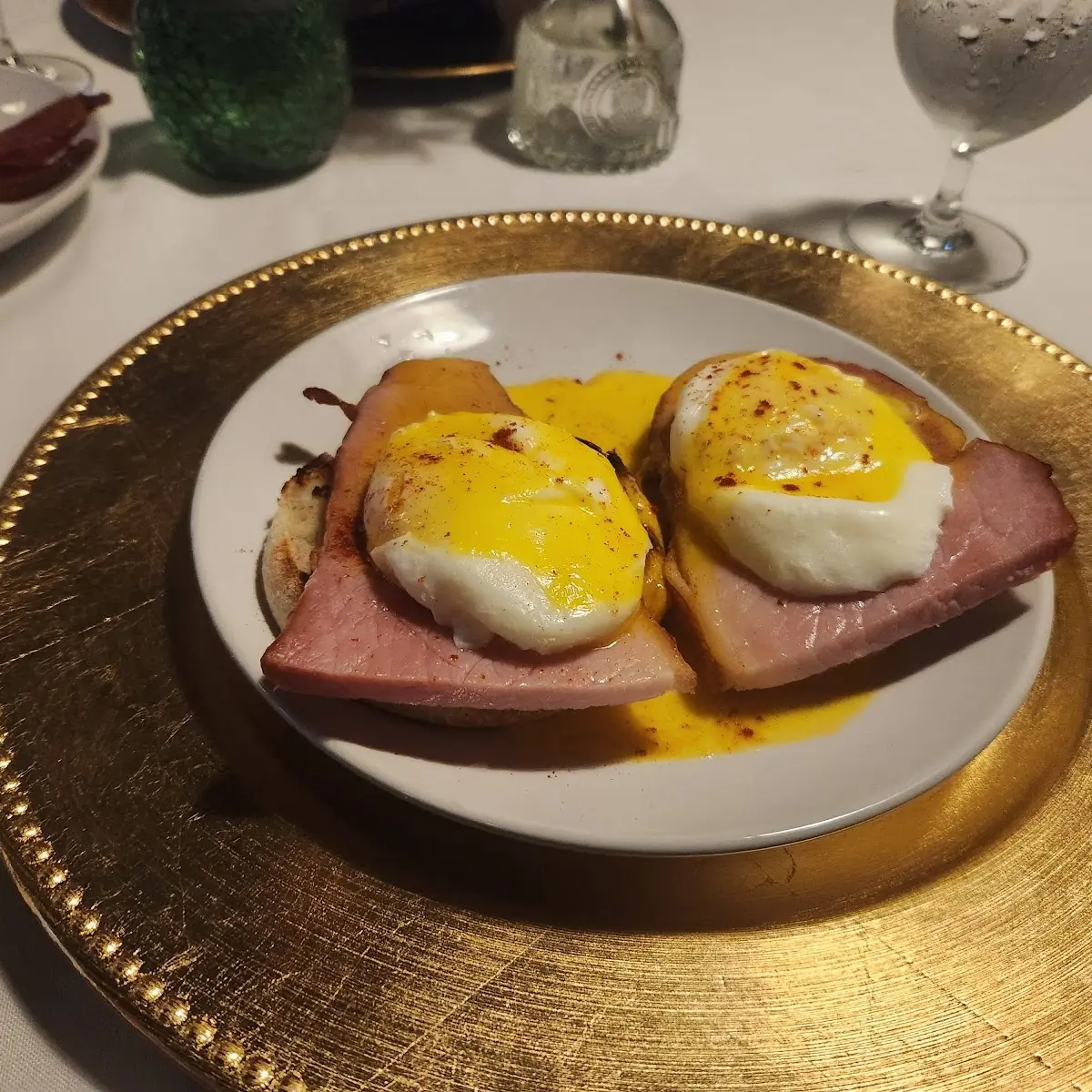 Eggs Benedict