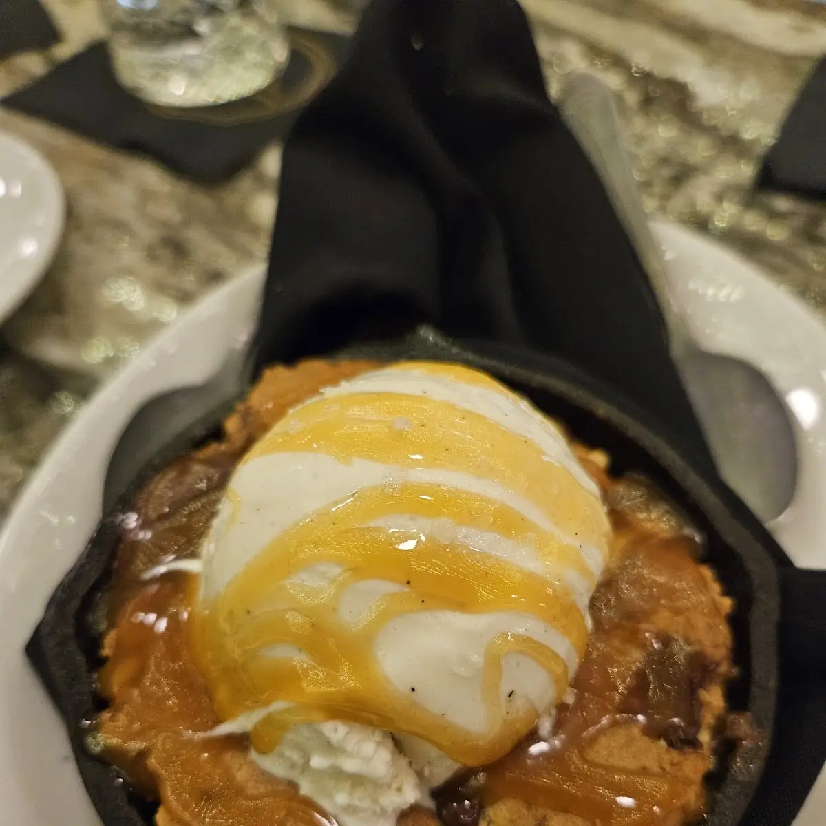 Chocolate Chip Cookie Skillet