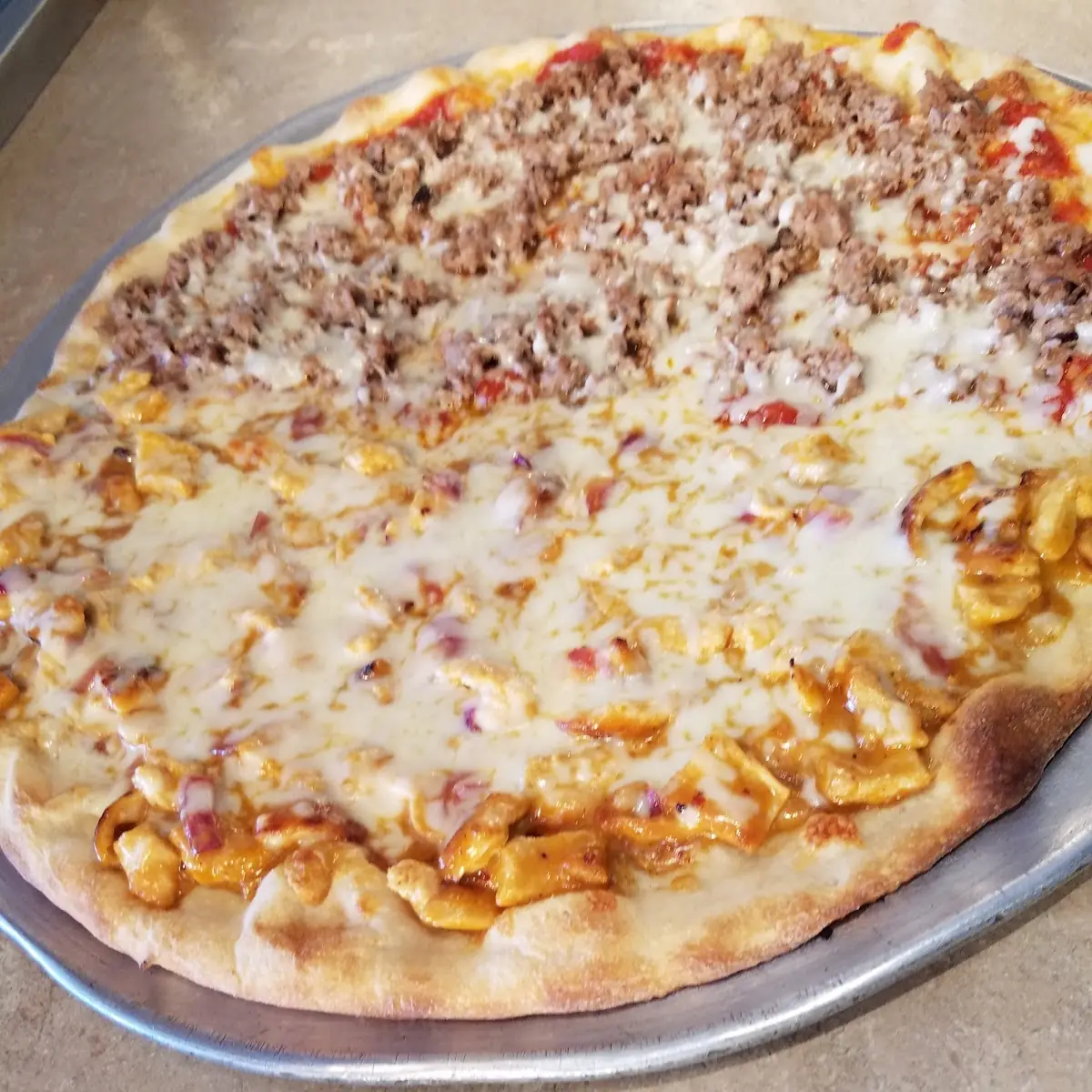 Chicken Mango Habanero Pizza