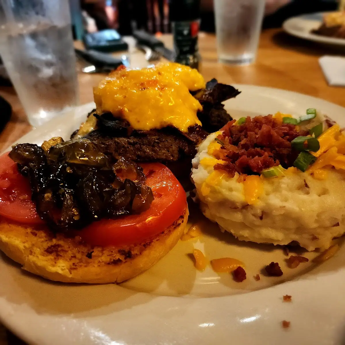 Carolina Burger