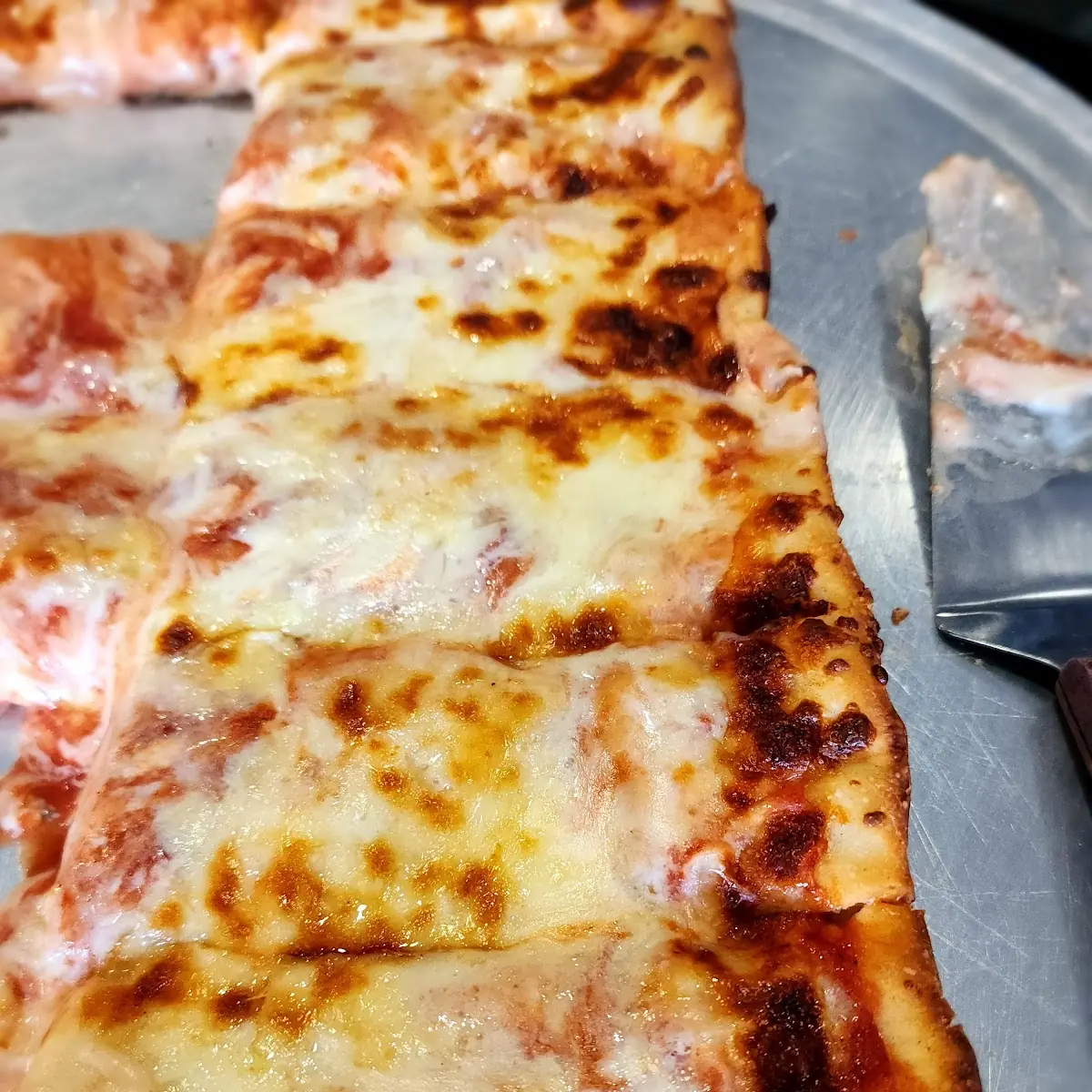 Double Crusted Hot Wing Pizza