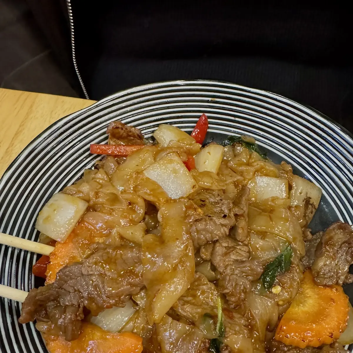 Drunken Noodles w Beef