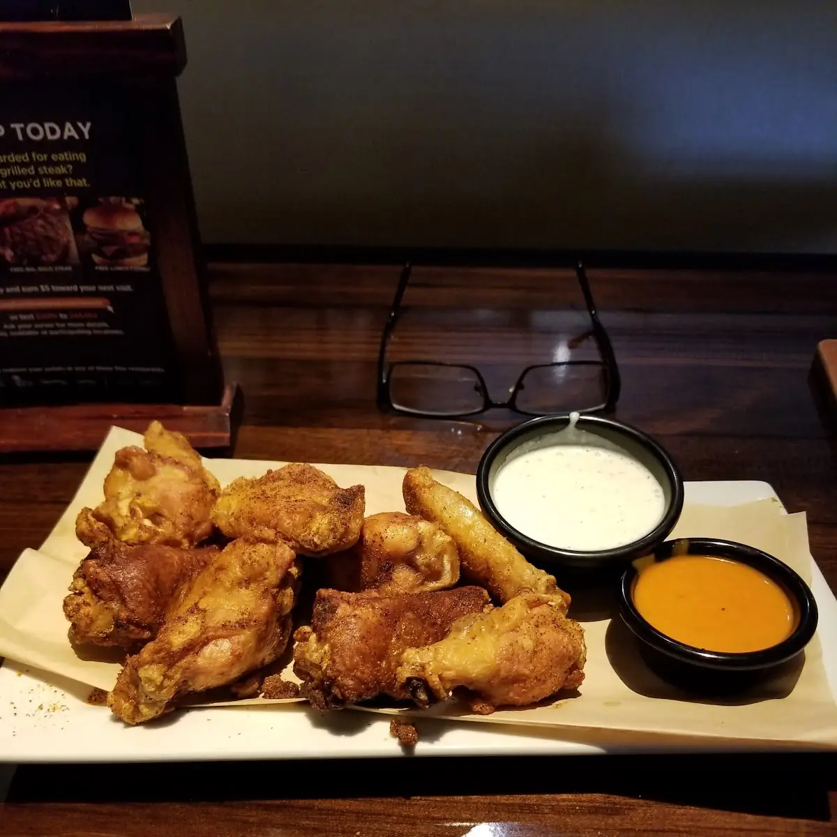 Seasoned Steakhouse Wings