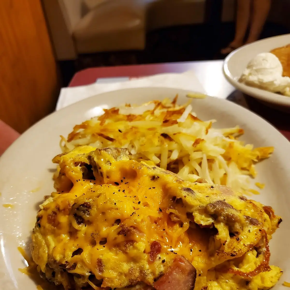 Omelet and Hash Browns