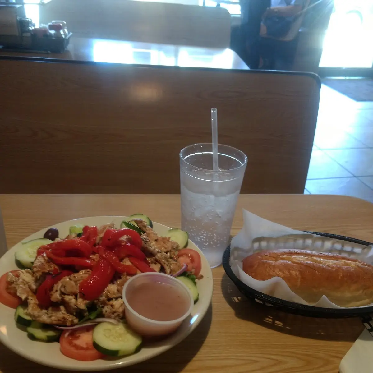 Grilled Chicken Salad Garlic Bread
