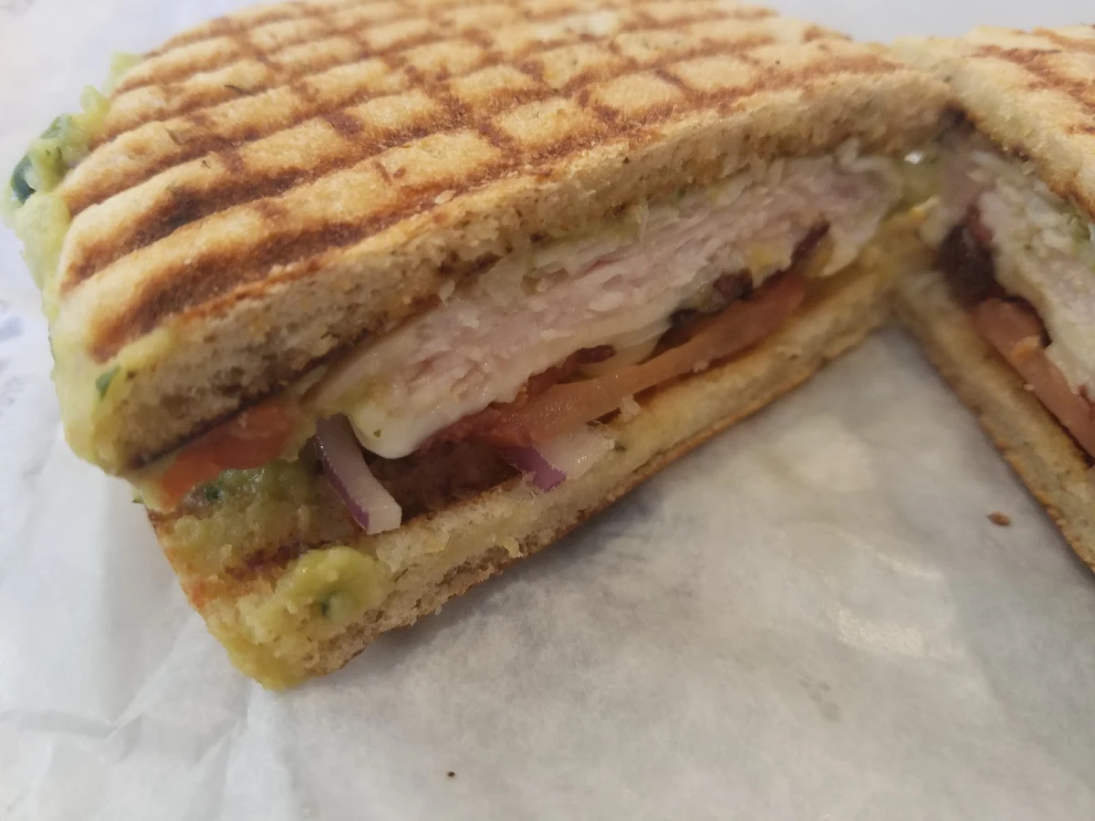 Turkey Bacon Guac Sandwich