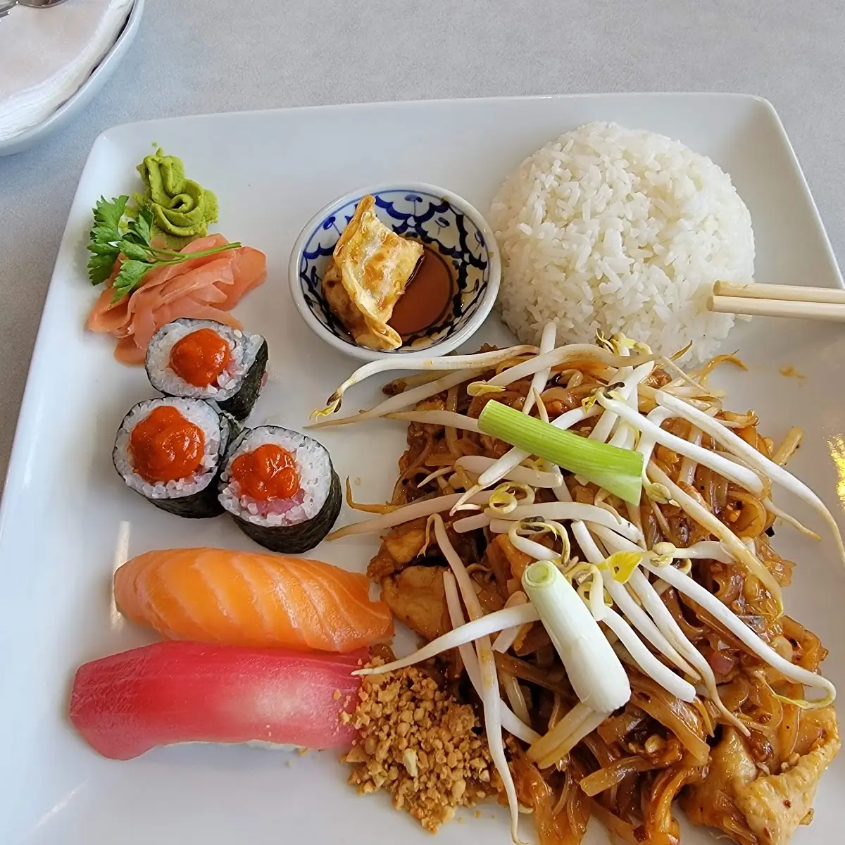 Pad Thai with Spicy Tuna Roll