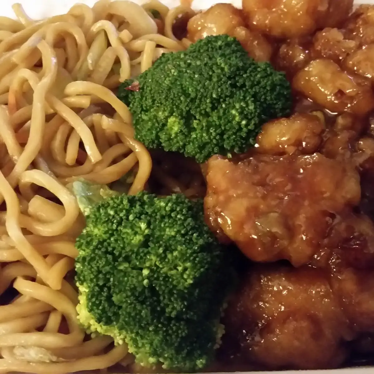 General TSO's Chicken with Vegetable Lo Mein