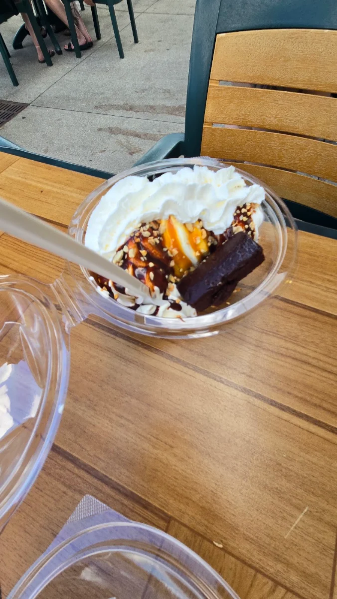 Brownie Sundae