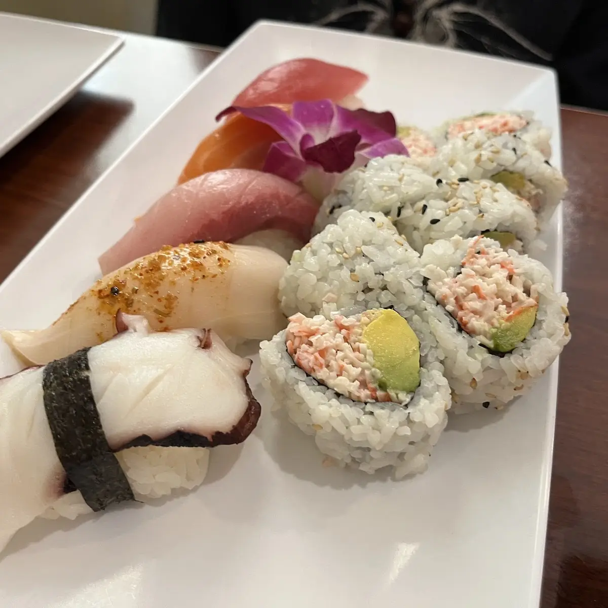 Yellowtail Roll