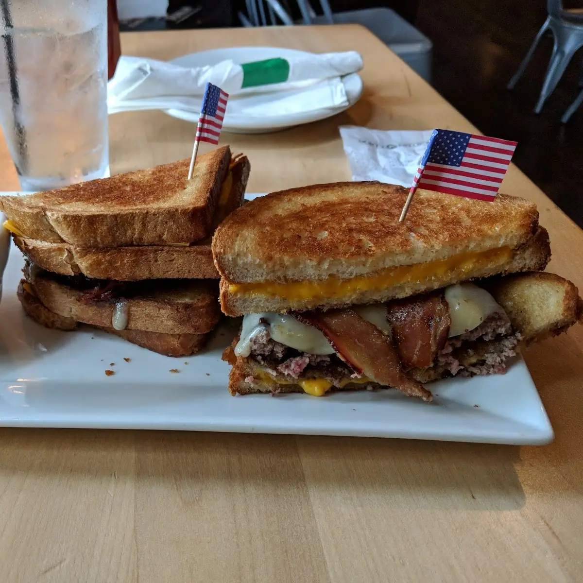 Grilled Cheese Burger