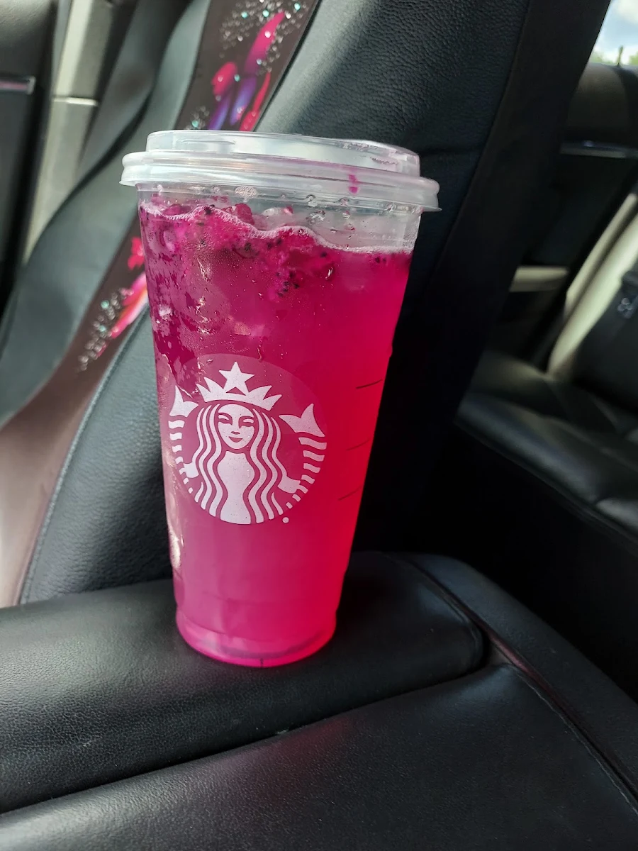 Dragon Fruit Lemonade
