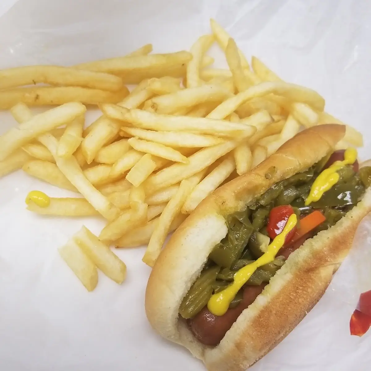 Hot Dog w Fries