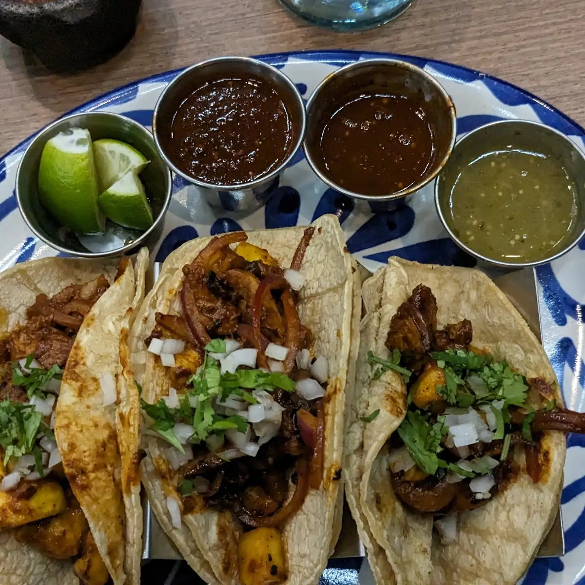 Tacos Mexicanos Al Pastor