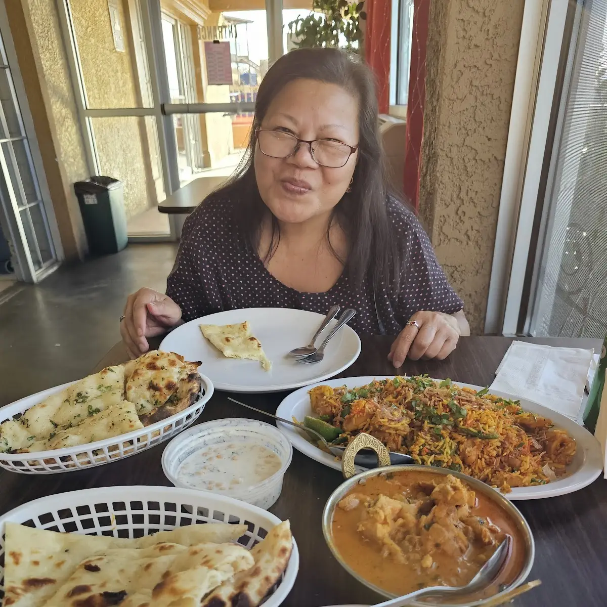 Plain Naan Garlic Naan Chicken Curry Chicken Biryani