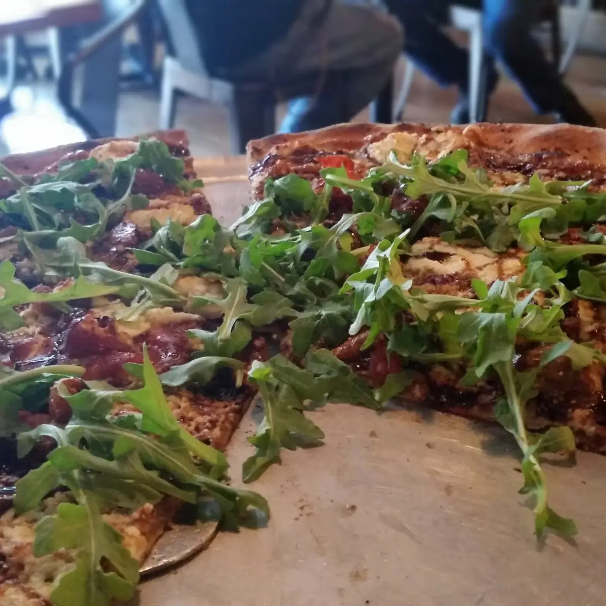 Thin Crust Pizza
