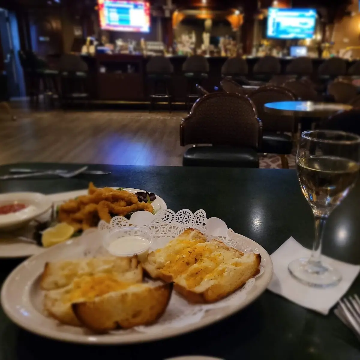 Garlic Cheese Bread