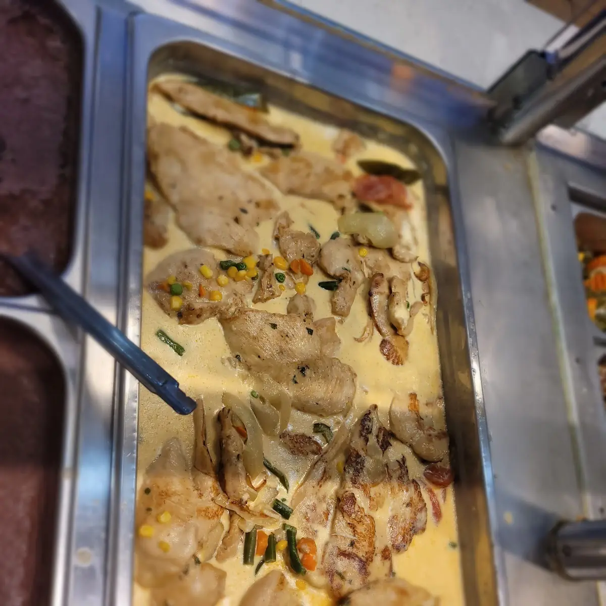Pollo En Crema