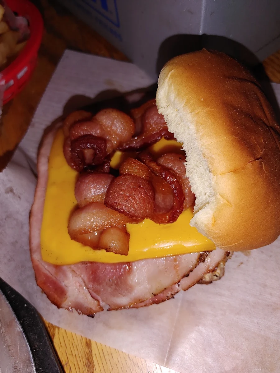 3 Pigs Sandwich
