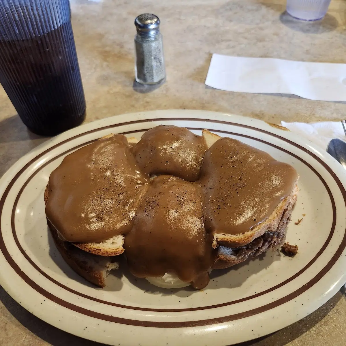 Shredded Beef with Mashed Potatoes and Gravy