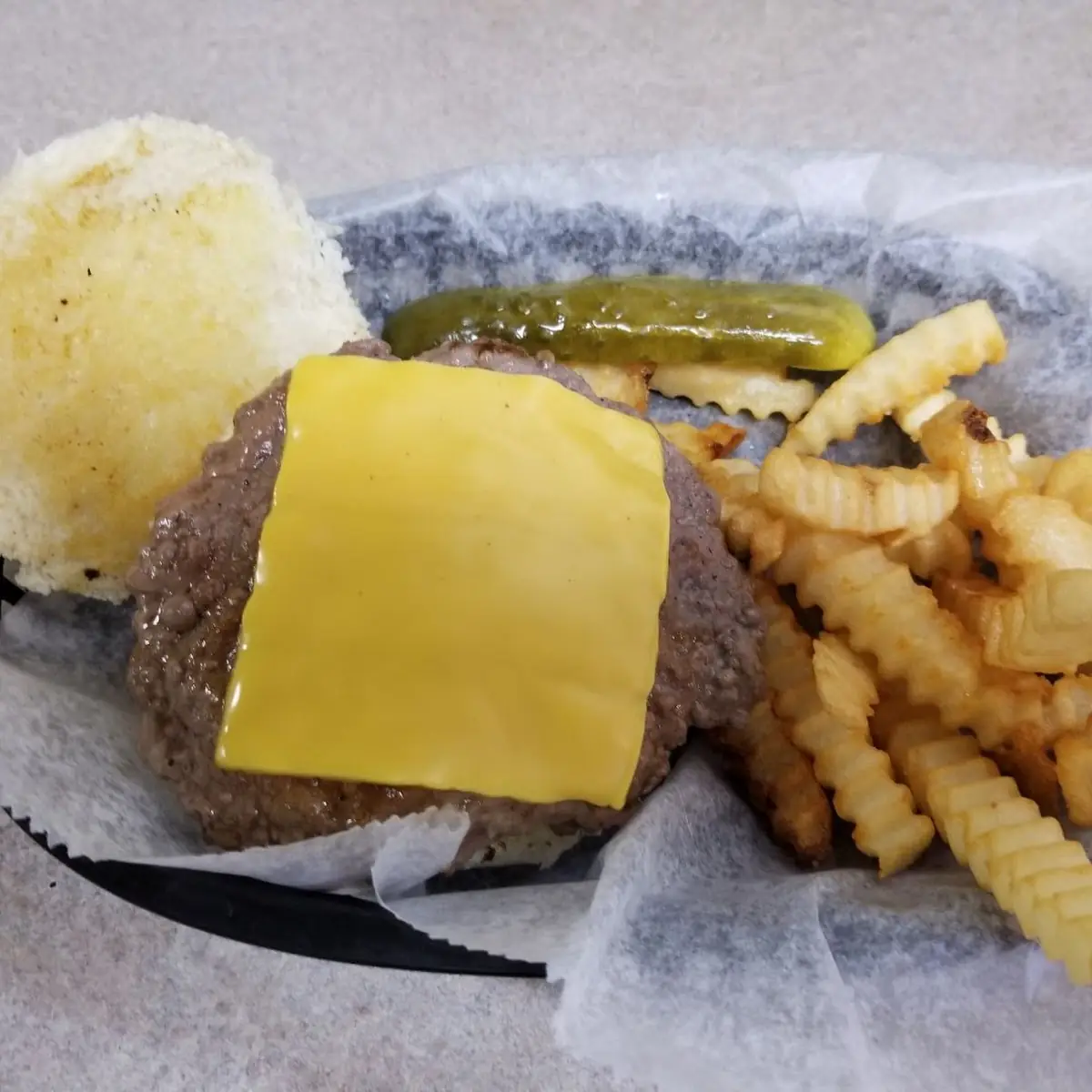 1 2 Pound Cheeseburger and Fries