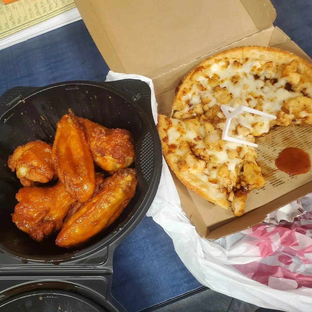 BBQ Pizza and Hot Wings