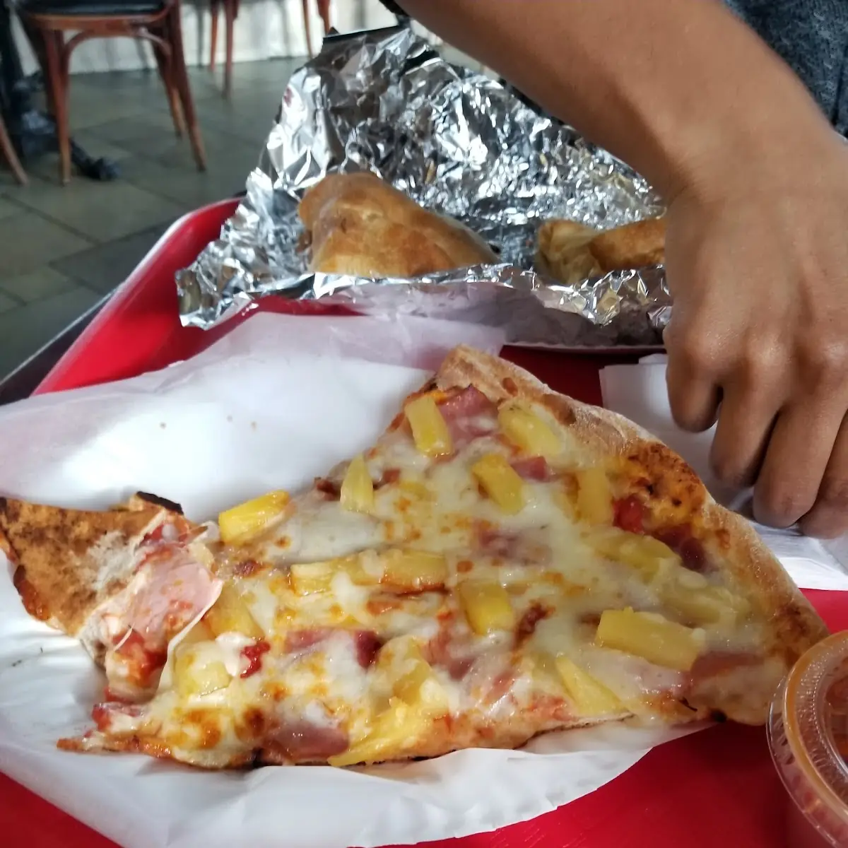 Hawaiian Pizza