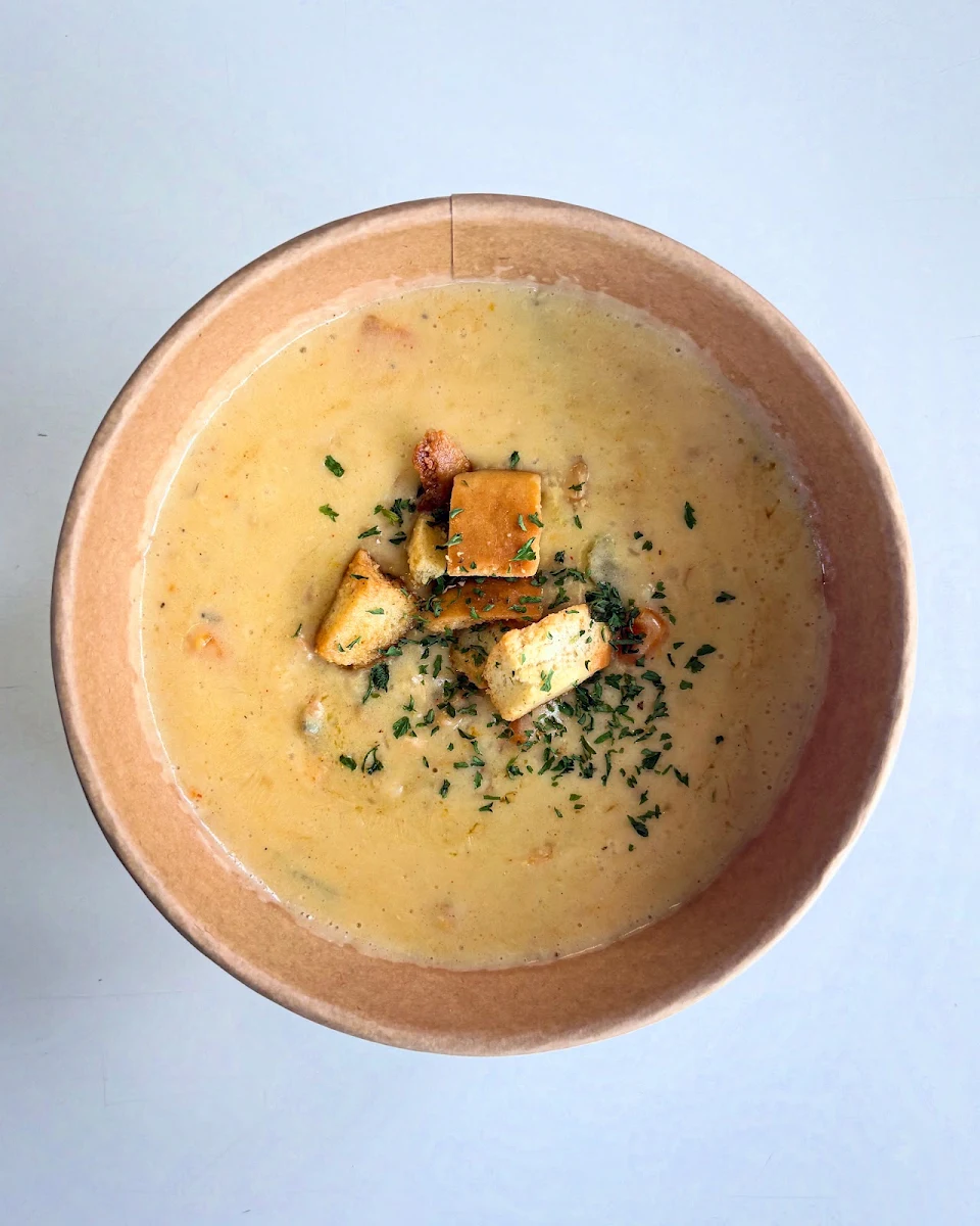 Seafood Chowder, Roxy's Diner Food Truck at Alder Bay