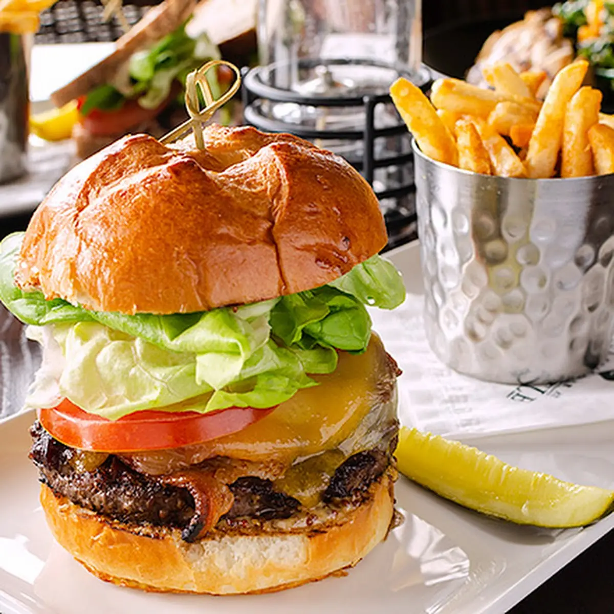 Painted Hills Pub House Burger