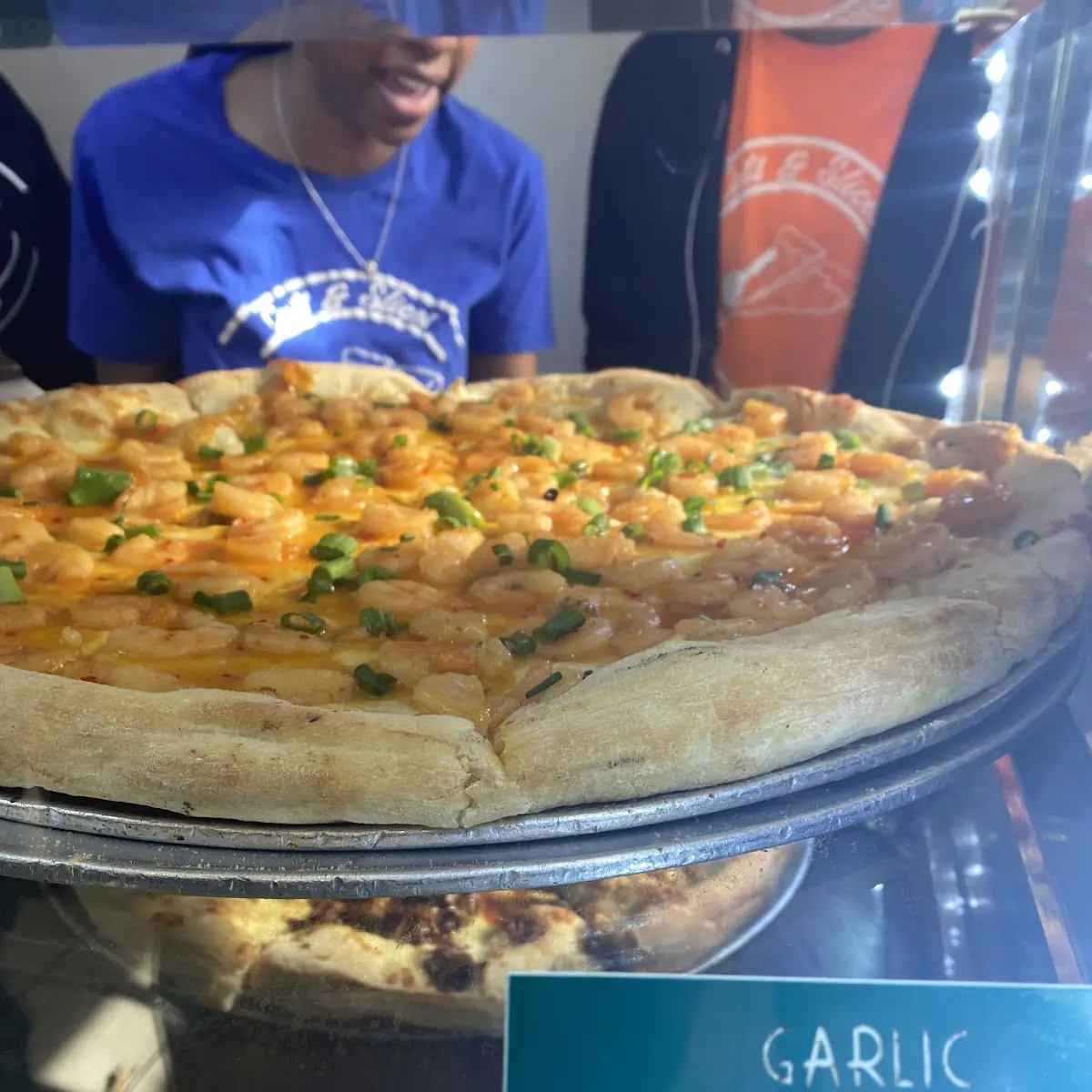 Garlic Parmesan Shrimp Pizza