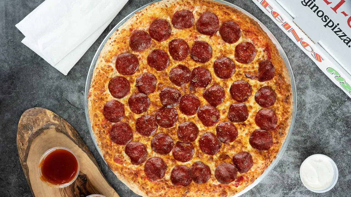 Highlights, Regino's Pizza