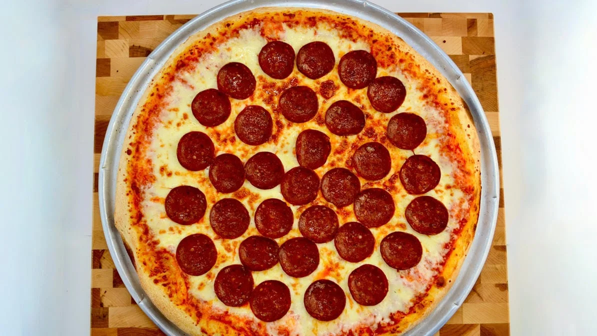 Highlights, Regino's Pizza