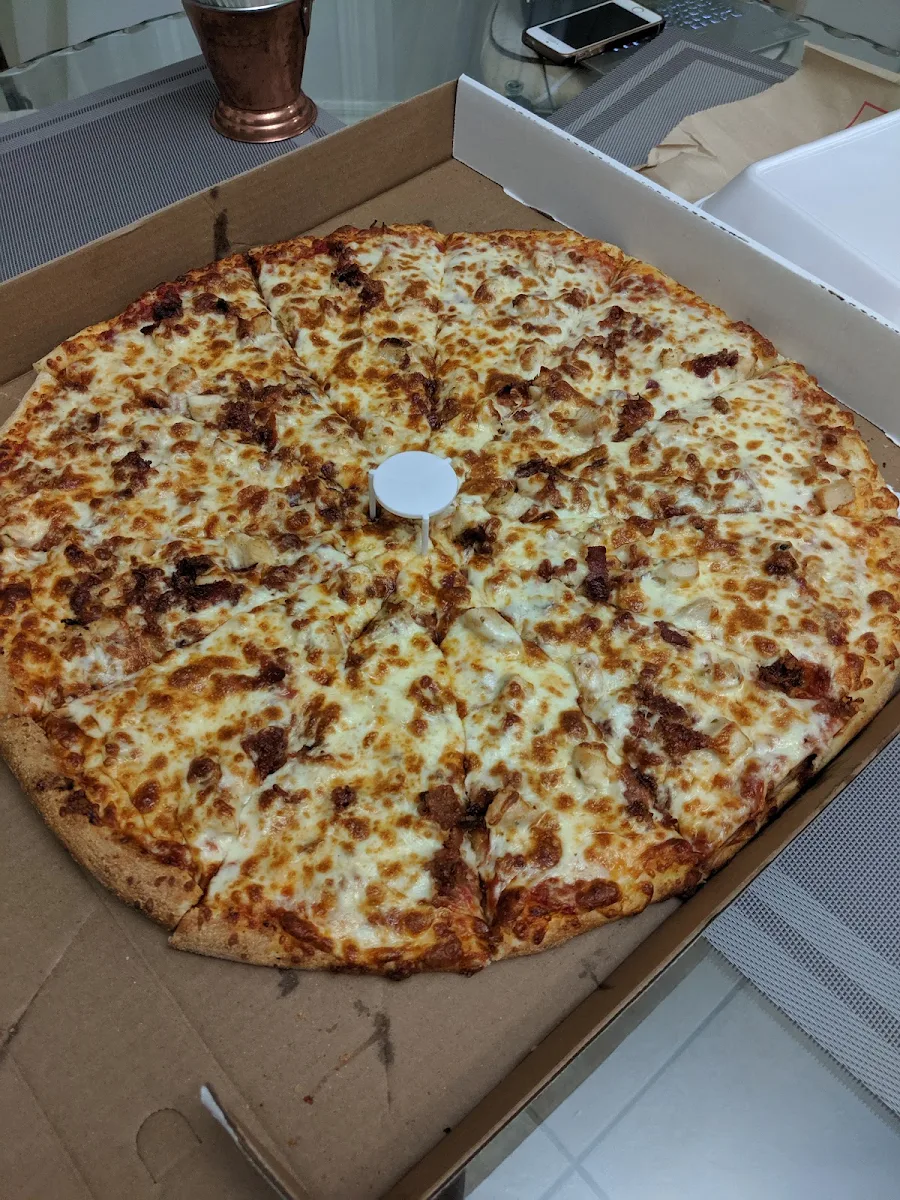 Mega Size Pizza with 3 Toppings, Regino's Pizza