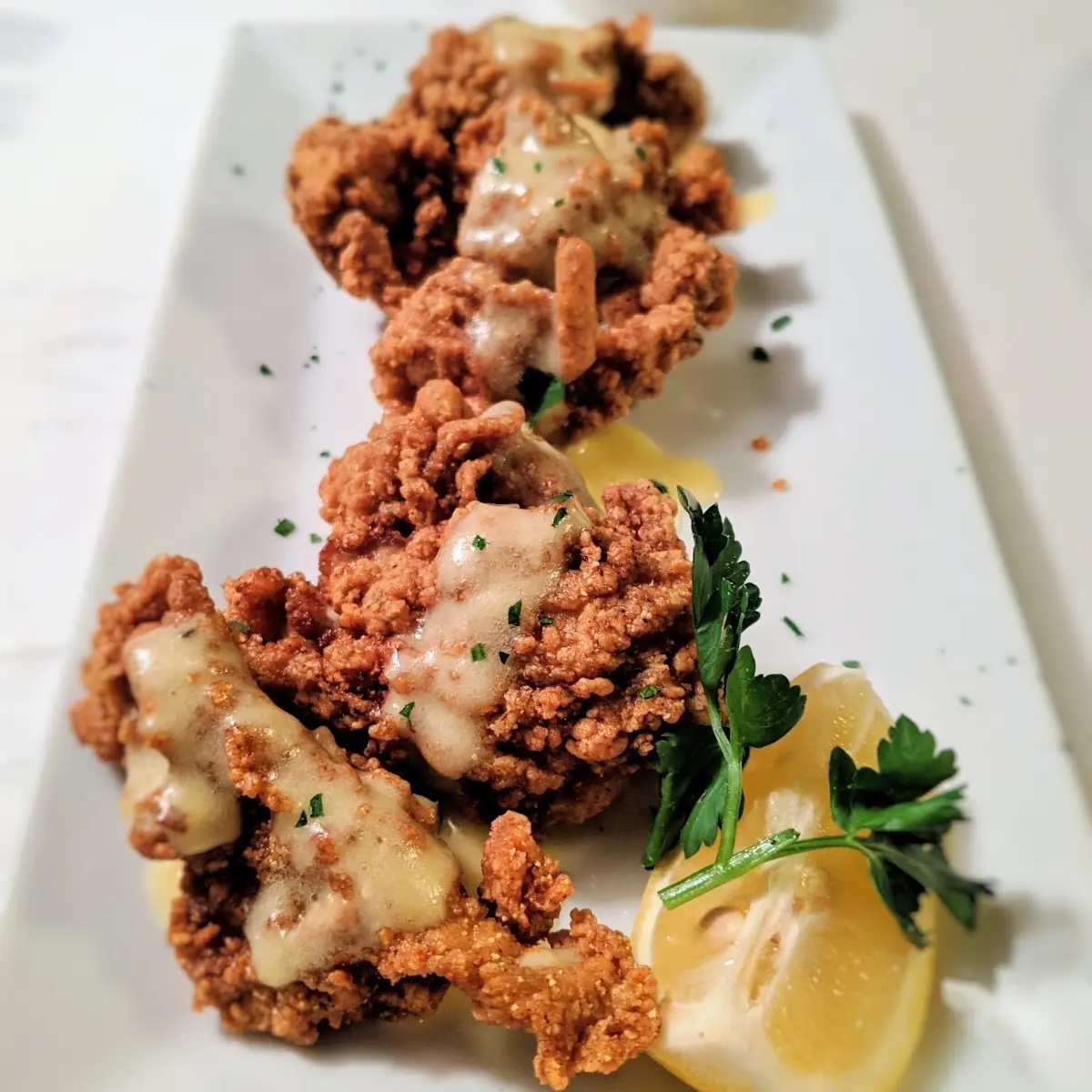 Crispy Fried Oysters with Sauce