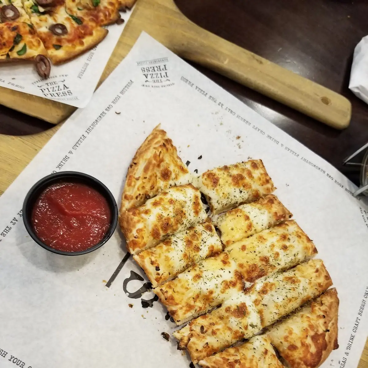 Garlic Cheesy Bread