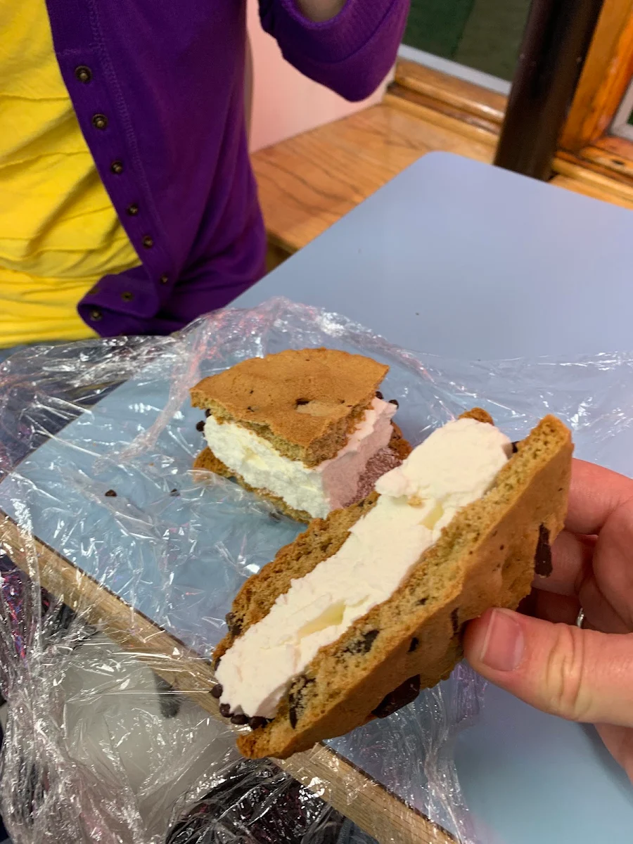 Ice Cream Sandwich