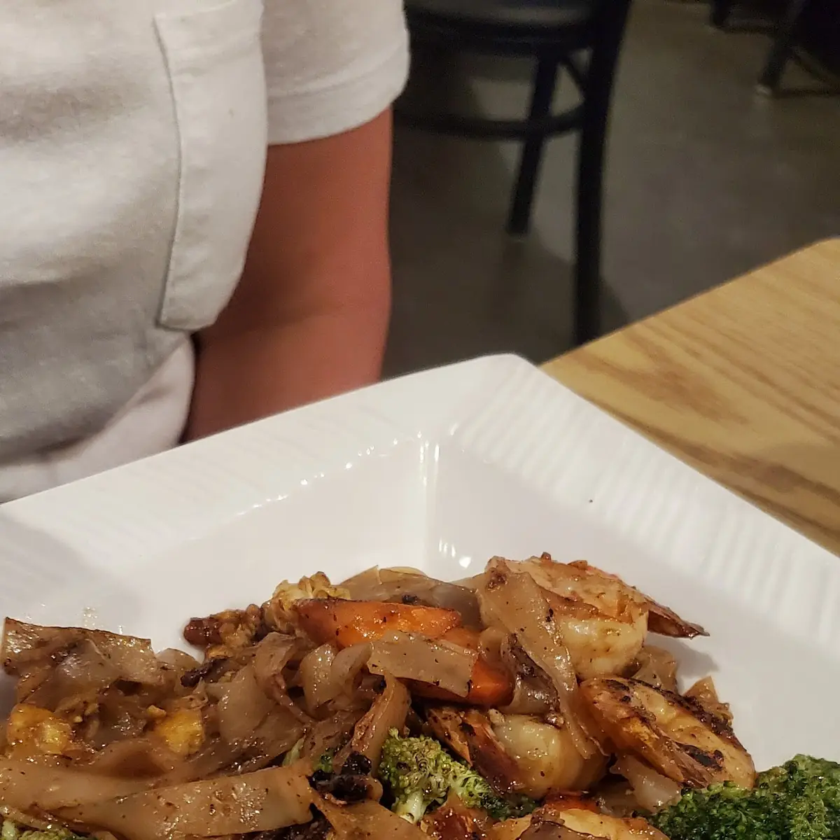 Royal Spaghetti Pad Kee Mow Seafood