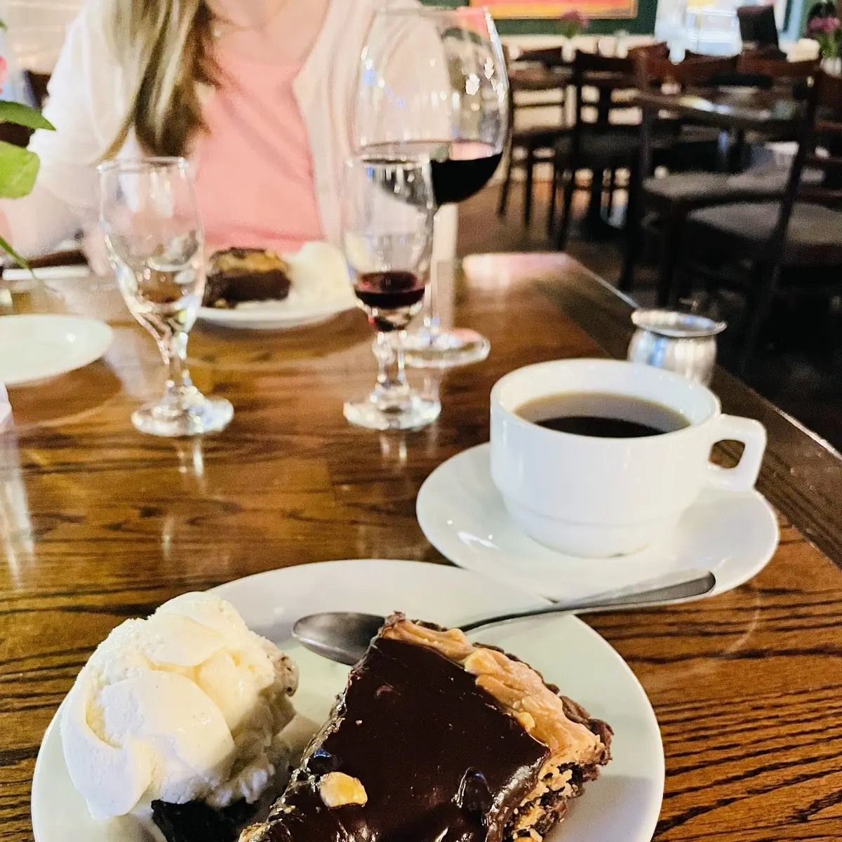 Chocolate Peanut-Butter Pie