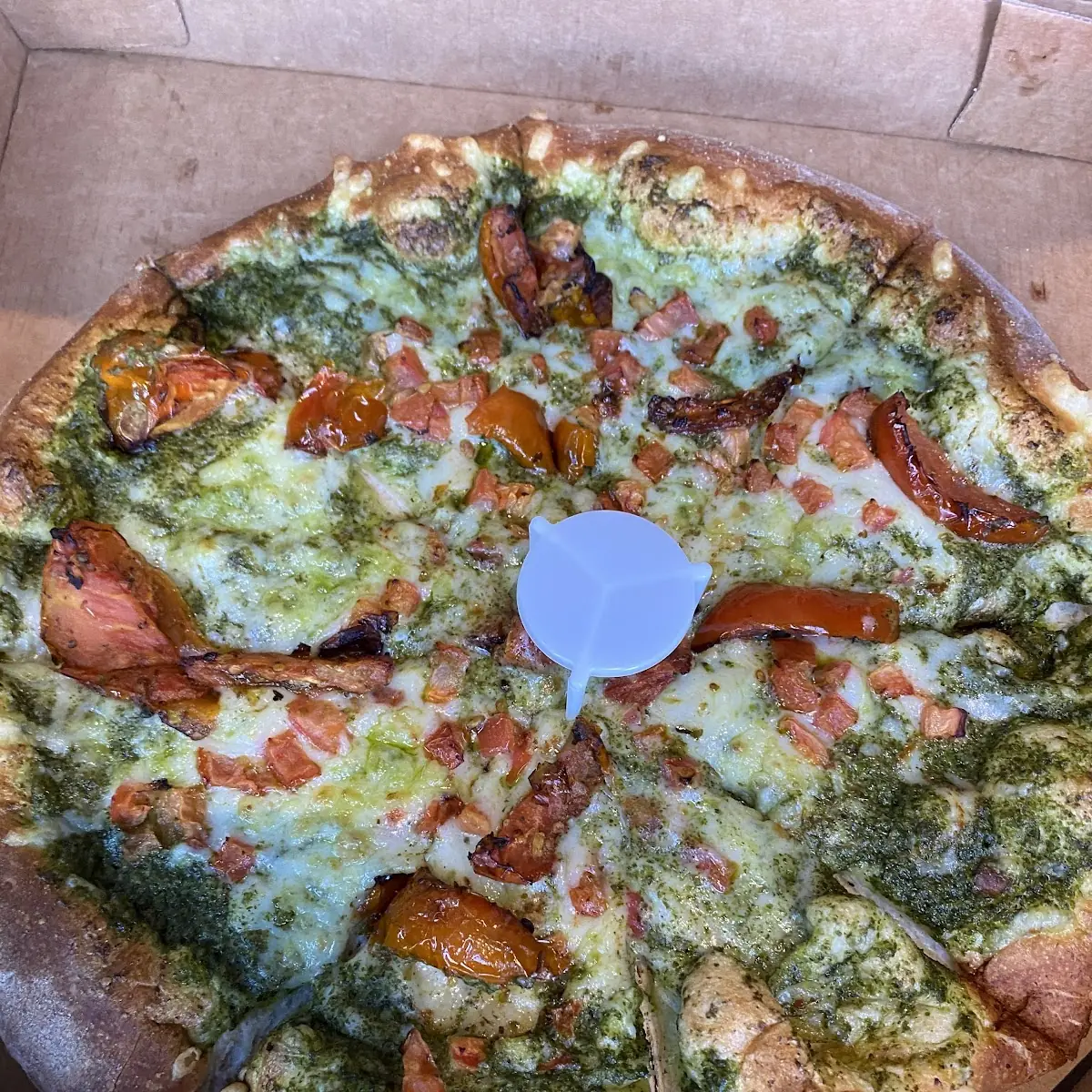 Pesto Margherita Topper