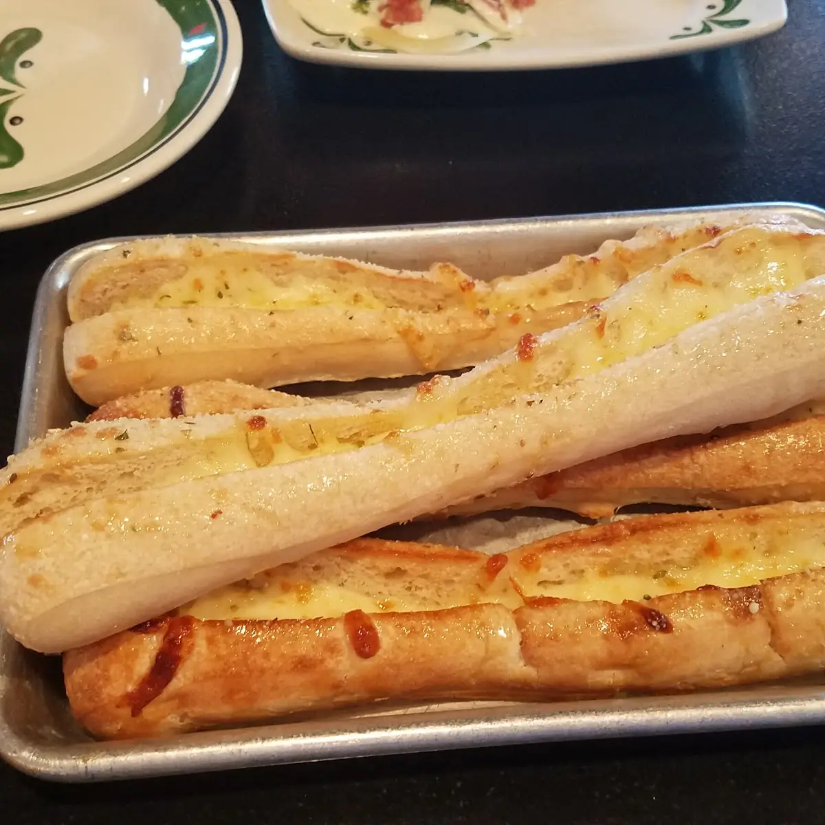 KETO CHEESY GARLIC BREAD