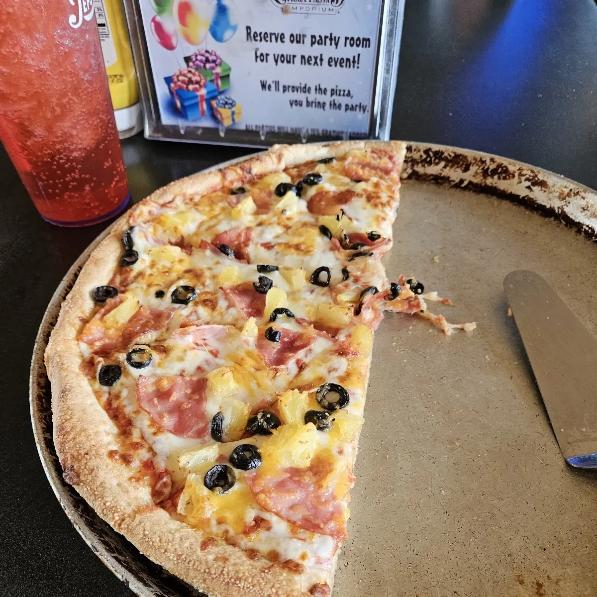 Hawaiian Pizza
