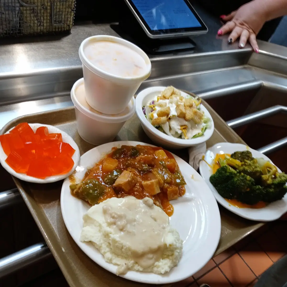 Pot Roast Pork with Broccoli