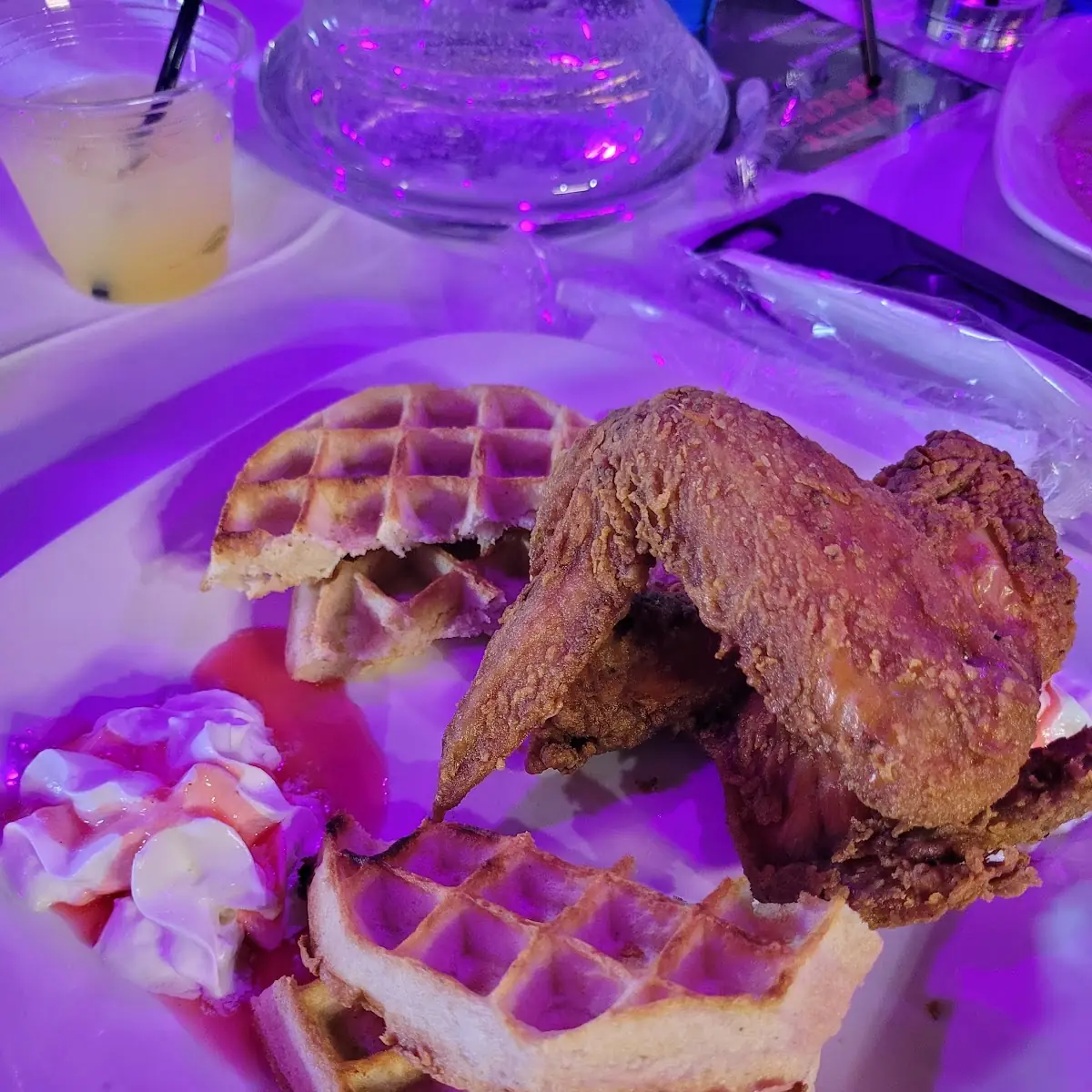 Chicken & Waffles