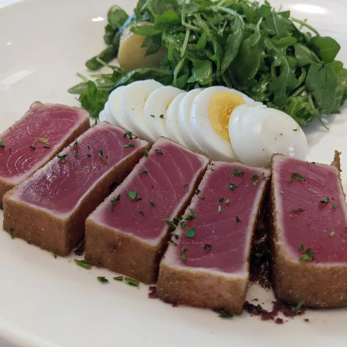 Crusted Ahi Tuna Niçoise