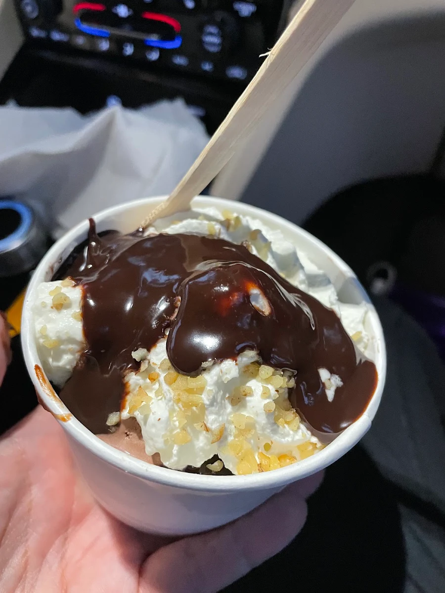 Iccclassic Sundae