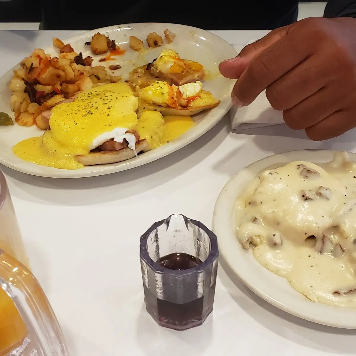 Eggs Benedict