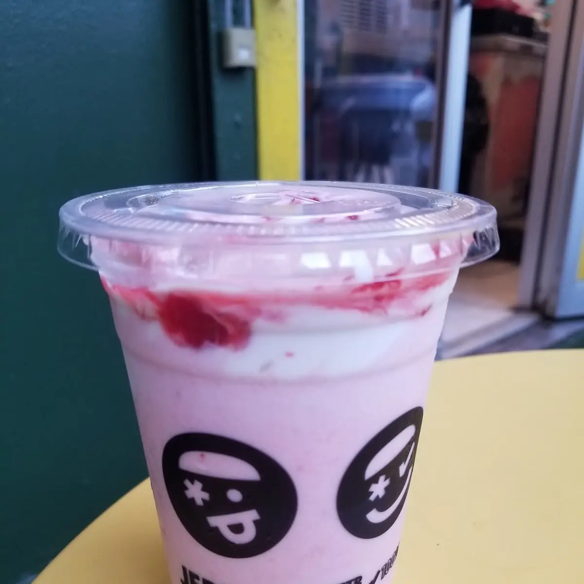 Strawberry Shake