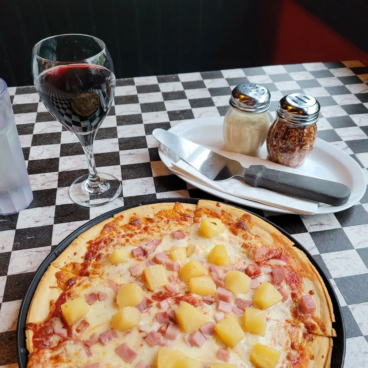 Hawaiian Pizza